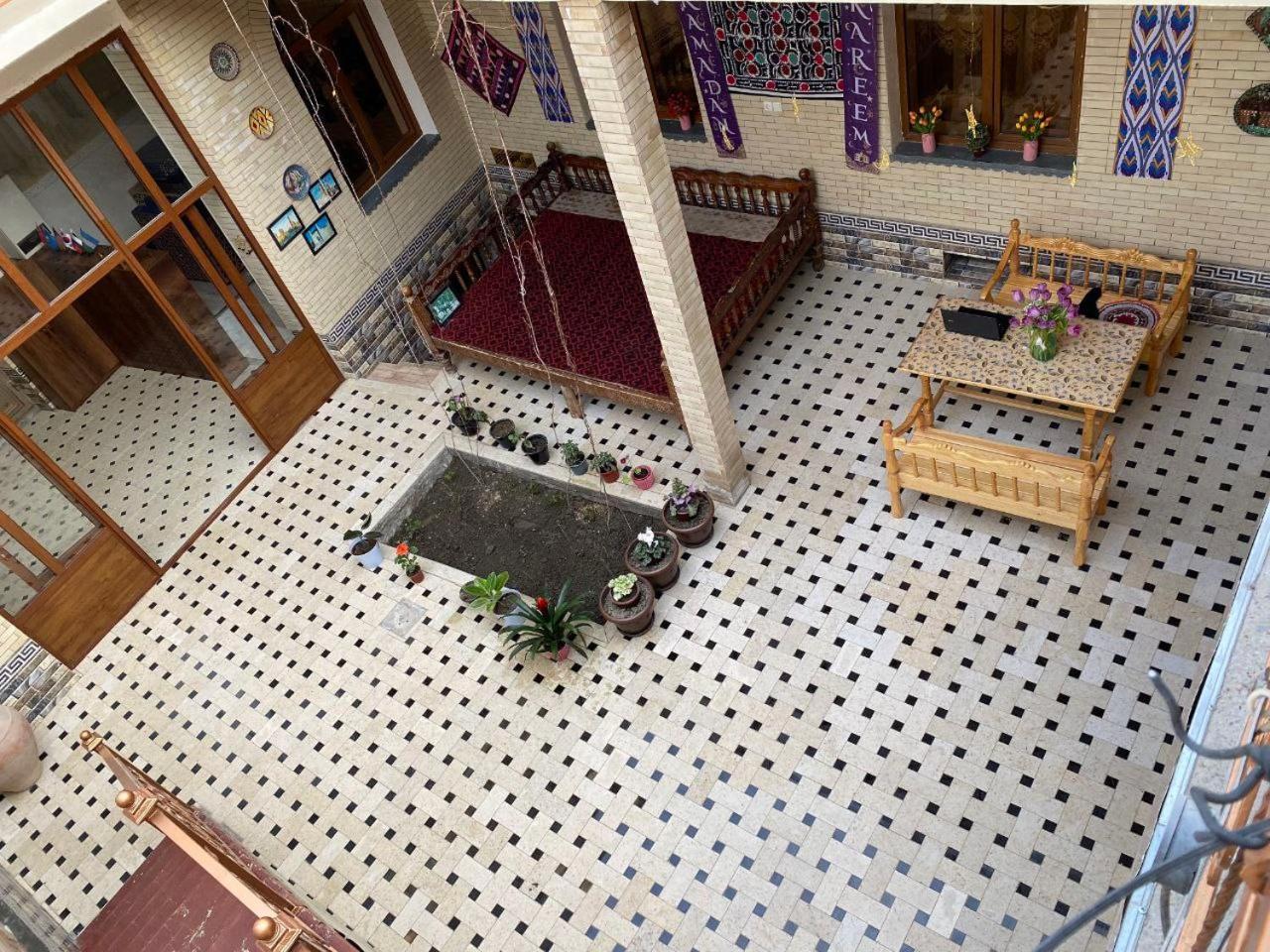 Parivash Guest House بخارى المظهر الخارجي الصورة